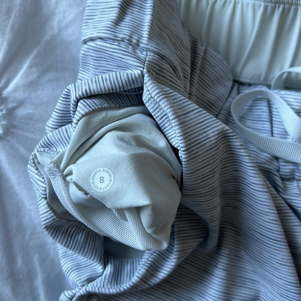 Lululemon Pant - Picture 3 of 3